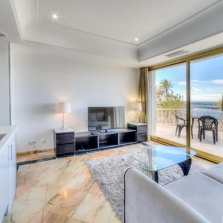Banus Beach Ξενοδοχείο με διαμερίσματα Μαρμπέλλα